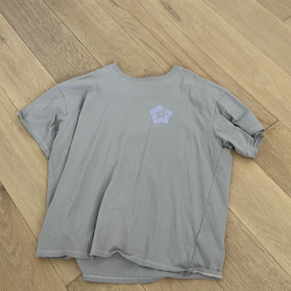 oversized gray t shirt